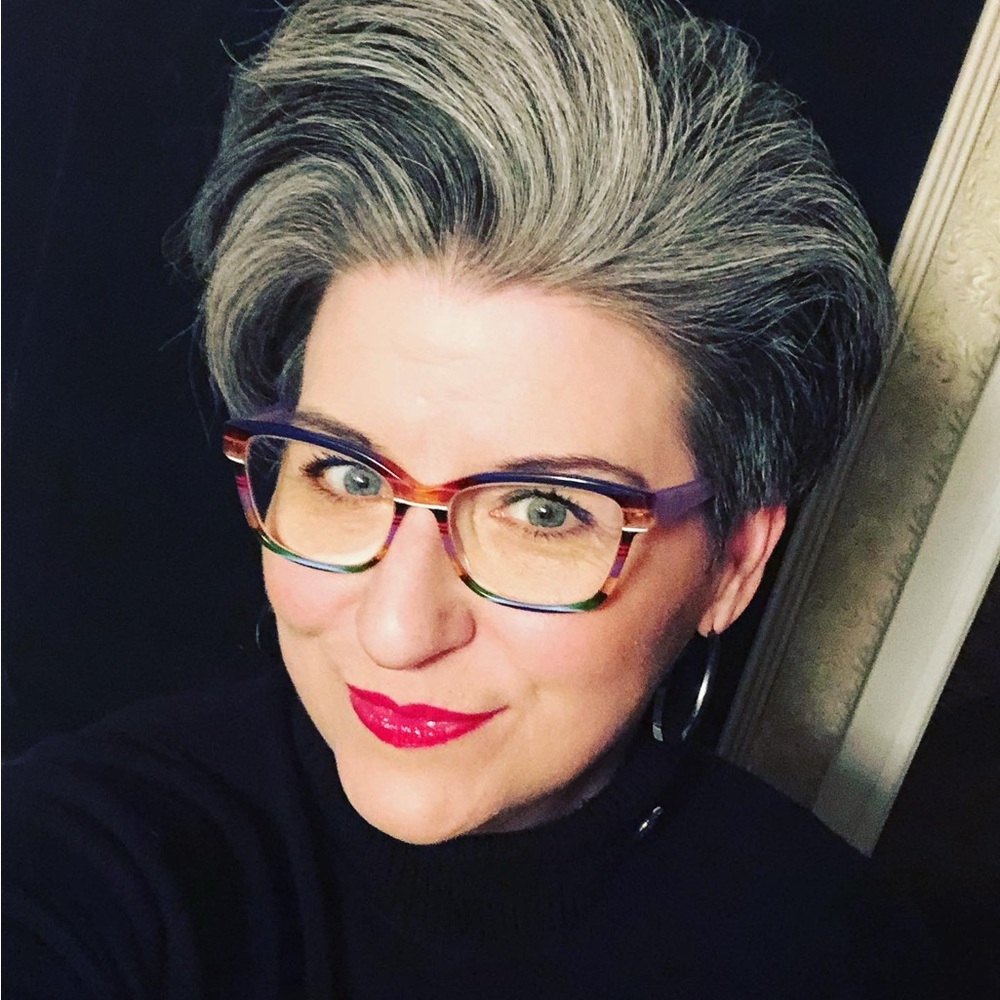 Meet your Posher, Naomi